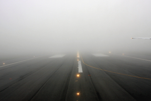 Самолеты стоят на земле. Фото fedpress.ru.