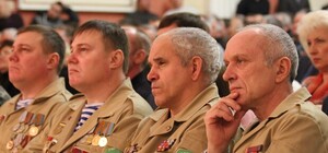 Губернатор осчастливил новыми квартирами 8 афганцев