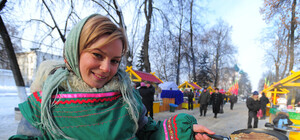 Масленица 2014: гуляния в Одессе, блины, хороводы и сжигание чучела