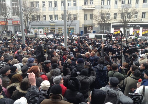 Новость - События - Коммунисты  пикетируют Харьковский городской совет