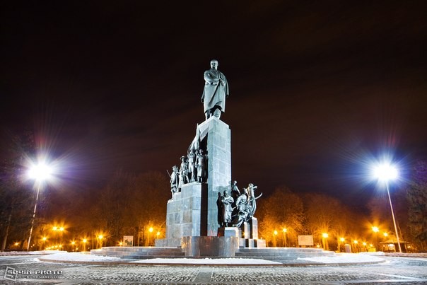 Знаменитый памятник Кобзарю в Харькове. Фото с сайта citymap.kh.ua