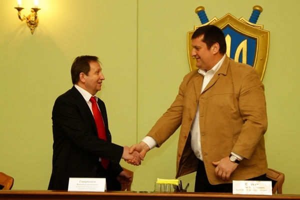 В Харькове представили нового прокурора. Фото с сайта khar.gp.gov.ua.