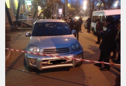 Расстреляли авто в субботу. Фото с сайта АТН.