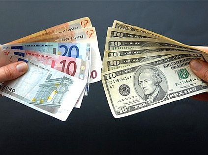 Почем сегодня доллар? Фото с сайта job-sbu.org.