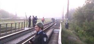 На Харьковщине ночью подорвали железнодорожный мост