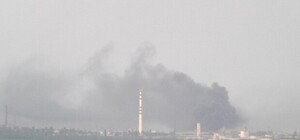 В результате обстрела горит Лисичанский НПЗ