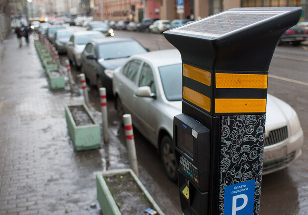 Харьков пока не готов к новым правилам парковки. Фото zyalt.livejournal.com.