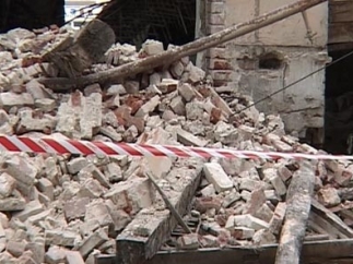 Во время погрузочных работ произошло обрушение стены бункера. Фото с сайта severinform.ru. 