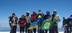 Высота взята: харьковские альпинисты покорили Эльбрус в День города