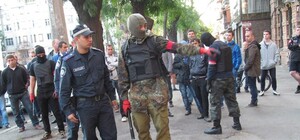 Активисты Правого сектора разгромили очередной наркопритон в центре Одессы