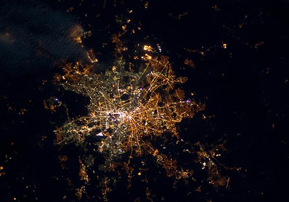 Новость - События - Харьковчанин сравнил вид ночного города из космоса