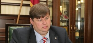 Губернатор попросил Кернеса вернуть студентам льготы на проезд в метро