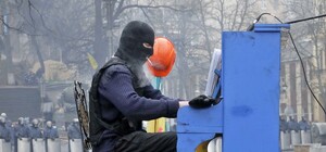 Пианист-экстремист сыграет на Институтской для киевлян