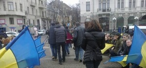 Харьковчане попрощались с погибшим во время теракта 15-летним Даниилом