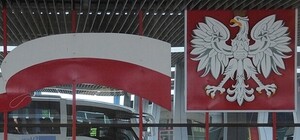 Чому Польща відмовляється надавати українцям статус біженців