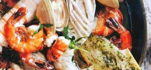 Пляж, пахлава, креветки: что нового на очередном фестивале уличной еды