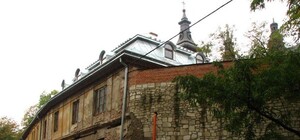 У Львові затримали підозрюваного у вбивстві жінки на території монастиря