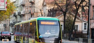 На двох трамвайних маршрутах у Львові можна буде розплачуватись платіжними картками