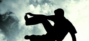 В Днепре разбился парень, упав с 26-го этажа. Обновлено