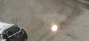 У центрі Львова горить трамвайна колія (відео)