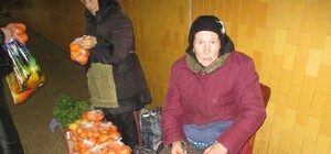 В Харькове продолжают торговать в метро