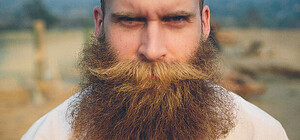 Оскорбление бороды: в Одессе офицер требует у командира полмиллиона гривен за моральный ущерб