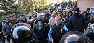 В Євросоюзі обурені нападом на геїв у Львові: Верховна Рада вимагає розслідування