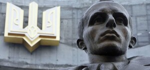 В Харькове набирает голоса петиция за установку памятника Бандере