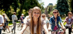 Львів’янок запрошують на жіночий велопарад: як долучитись