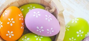 Сделай сам: подборка оригинальных техник окрашивания яиц