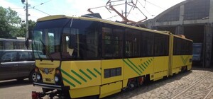 У Львові розпочали випробування модернізованого трамвая радянської доби 