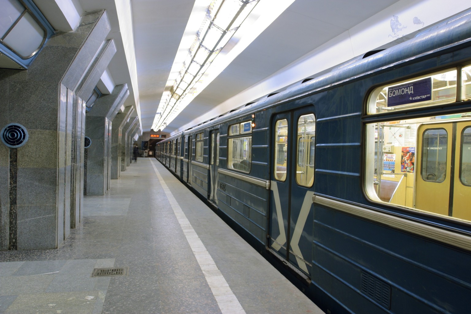 Новость - Транспорт и инфраструктура - Завтра харьковское метро будет работать дольше