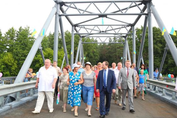 Новость - События - В Харьковской области открыли новый мост