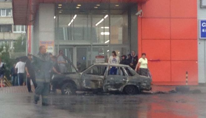 Новость - События - Харьковчанин, поджегший машину со своей матерью, взят под стражу