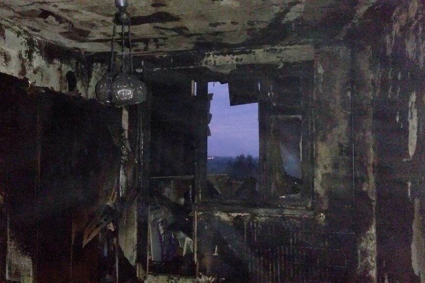Новость - События - В Харькове пожар в многоэтажке: есть жертвы (фото)