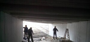 У Львові активісти  взялися за ремонт підземного переходу біля ЛАЗу