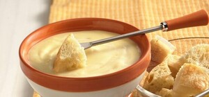 Любимое барбекю, фондю по-лондонски и уроки латте-арта: гид по последнему в году фестивалю уличной еды