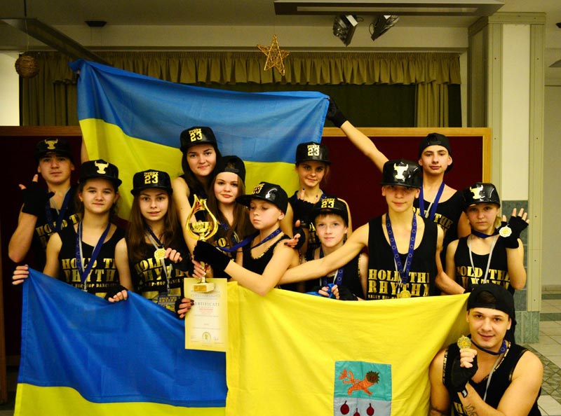 Новость - События - 67 пострадавших: харьковские танцоры отравились на Западной Украине