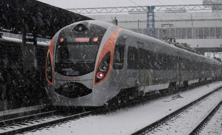 Новость - Транспорт и инфраструктура - Будь в курсе: в декабре введут новый поезд в Киев
