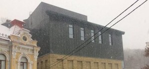 Есть предложение: киевляне просят не менять фасад Театра на Подоле