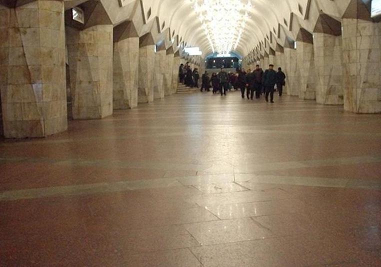 Новость - События - Смерть под землей: на станции метро в Харькове умер человек