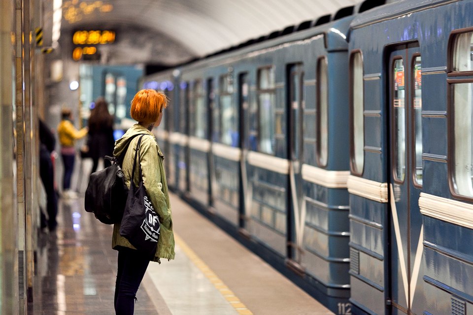 Новость - Транспорт и инфраструктура - Решено: студенты некоторых харьковских вузов будут ездить в метро со скидкой