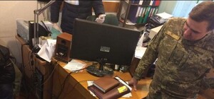 В Одессе на крупной взятке задержали чиновника Минобороны
