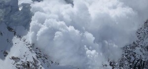 Фотофакт: с Ай-Петри сошла лавина