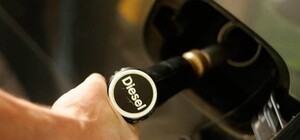 Просто добавь воды: эксперты проверили дизельное топливо на украинских заправках