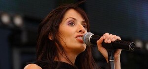 Споет птичка: в Киеве впервые выступит Натали Имбрулья