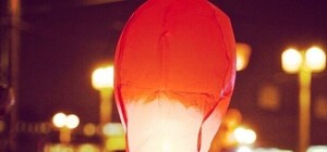 Флешмоб: в сквере Стрелка устроят массовый запуск небесных фонариков