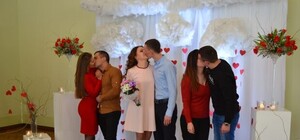 Парад одружень: у День святого Валентина у Львові одружилися 40 пар