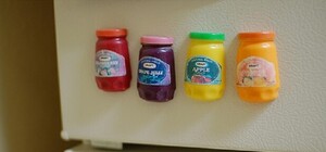 Хотел повесить на холодильник: днепрянин стащил номерной знак с патрульной машины