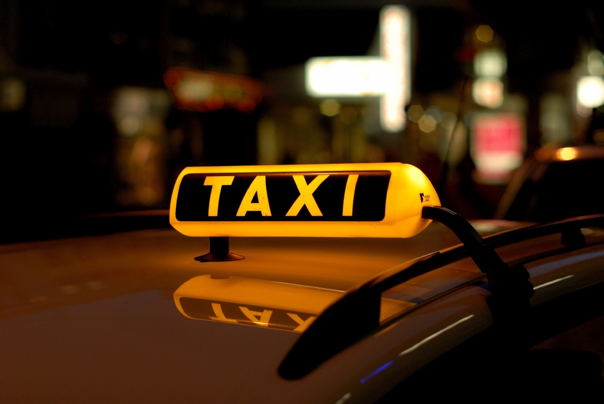 Новость - События - Опасная профессия: в Харькове напали на таксиста